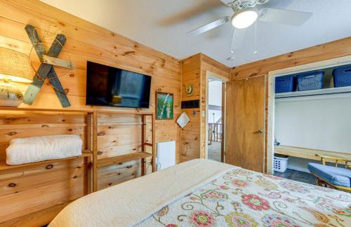 Mountain Getaway with Views and Fire Pit - Foto 18