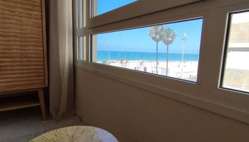 Apartamento reformado con vistas al mar - Photo 5