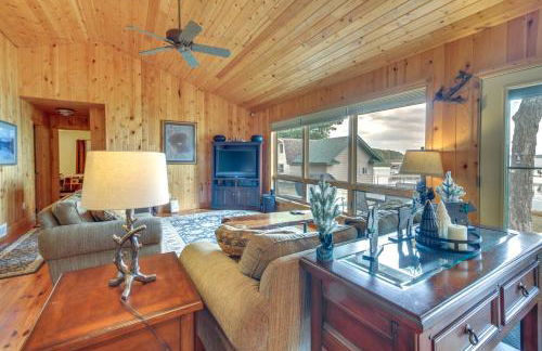 Lakefront Isle Escape with Dock and Fire Pit! - Foto 5