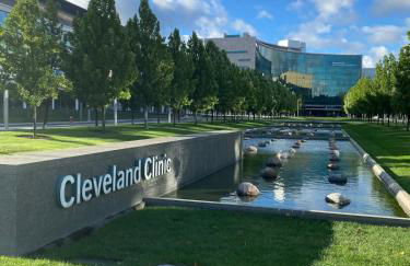 Cle Suites 2BR 1BA 5 min Walk to Cle Clinic Unit 4 - Foto 15