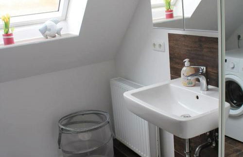 2 Zimmer Wohnung, Wallbox, Balkon, zentral - Photo 14