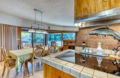 The Bridge and Balcony - Photo 11