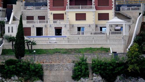 Villa Isabella - Luxury with style right next to the beach, private pool and sea view - Foto 1