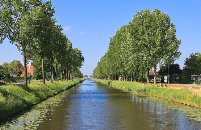 Characteristic Country House With Wellness - Foto 43