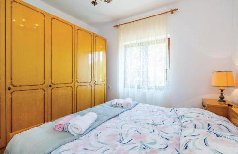 2 Bedroom Nice Apartment In Viskovo - Foto 27