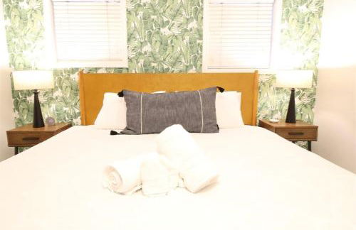 Lincoln Park Place Capitol Hill with Parking - Photo 4