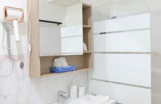 Studio avec parking privé à 8 min du tram - Foto 11