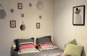 Charmant studio au bord du lac d’Elancourt village - Foto 1