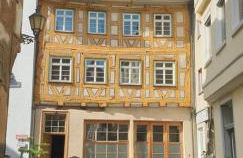 Historisches Denkmal im Herzen der Altstadt - Foto 2