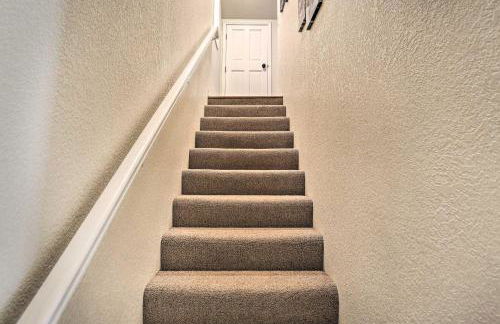 Central Creekfront Spearfish Apt by City Park - Foto 16