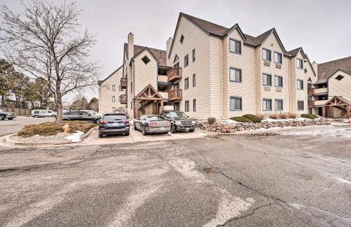 Condo with Patio and Pool Access in Greenwood Village! - Foto 19