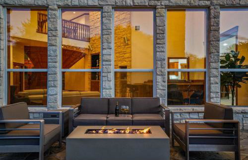 22-Acres Mansion - Pool Party Venue Games & More - Foto 5