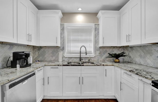 Heart of Buckhead Message Now for Summer Special - Foto 5