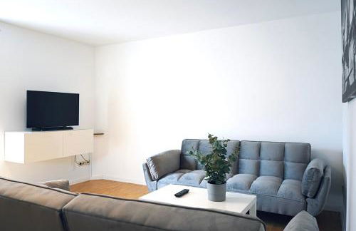 Stilvolles Apartment in stadtnähe-Parkplatz- 4 Personen- Balkon - Foto 2