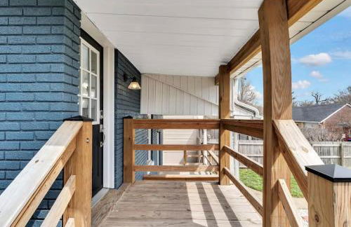 Lavish Flat w King Bed in near DT Food & Shops - Foto 24