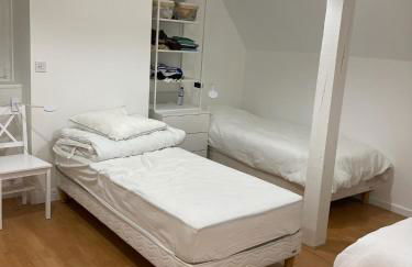 Villa Cancale, vue mer, 15 pers, plage à 200m - Foto 5