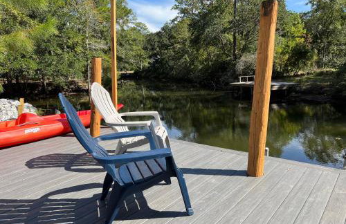 Waterfront Newly Renovated and Decorated 3brs home - Foto 1
