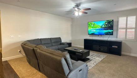 Amazing Lincoln Home with Pool and Hot Tub - Foto 3