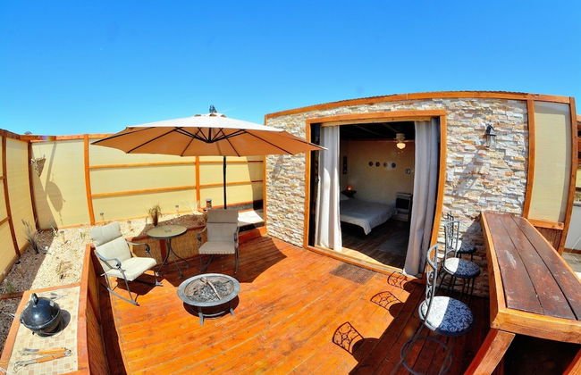 Unique off Grid Desert Retreat, California, USA - Photo 1