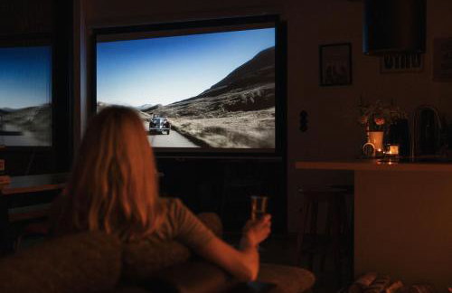 Rumiane pola - stodoła na Mazurach z widokiem na jezioro - Foto 8