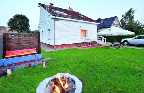 Comfortable lakeside house, private garden - Foto 35