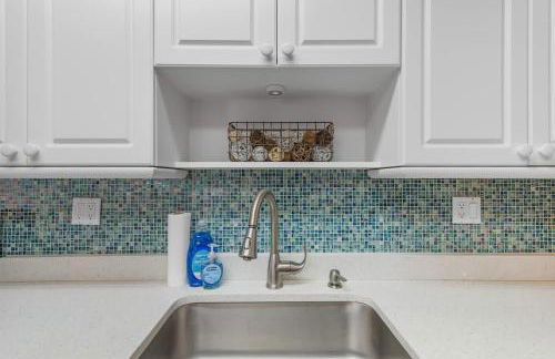 Beachside Las Olas Getaway Oasis with Pool - Foto 27