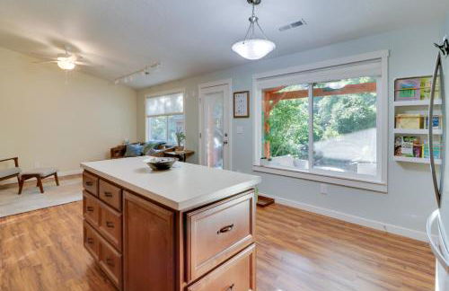 Beautiful Pet-Friendly Washougal Home with Fire Pit! - Foto 10