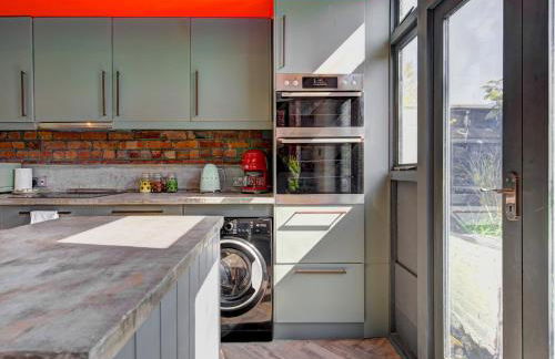 Stunning Garden Home by Levenshulme Station - Pass the Keys - Foto 13