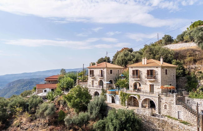 Mountain Oasis - Pool Playground Near Neda Falls - Foto 42