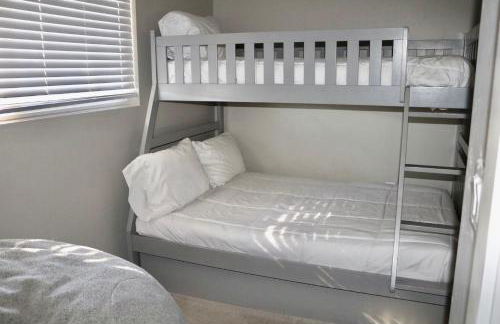 Modern Mini Golf Oasis - Foto 42