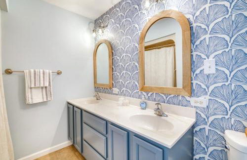 Walk to Brigantine Beach Home with BBQ and Yard - Foto 12