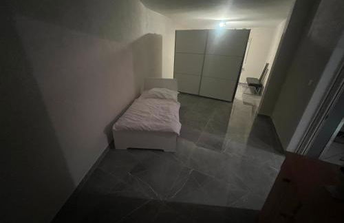 Benk 24H Apartment Nr 1 Perfekt für bis zu 6 Personen - Foto 2
