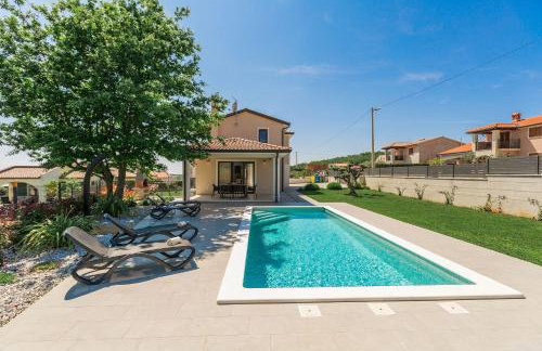 Moderne Villa mit Privatpool, Meerblick, Babybett, BBQ, klimatisierte Schlafzimmer - perfekt zum Biken - Photo 10