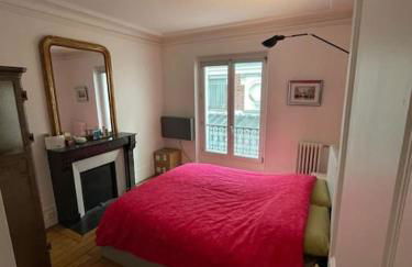 Charming and bright flat in a very convenient area - Foto 1
