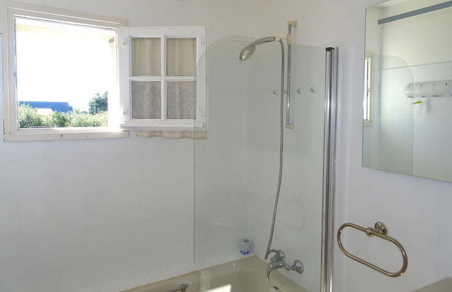 Classic Breton Holiday Home in Sarzeau - Foto 9