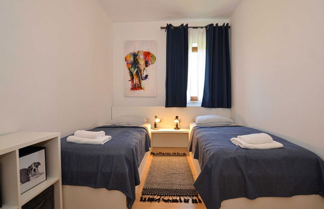 Sophisticated and Chic Villa With Pool - Foto 6