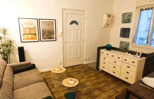 LE JOKER - T2 proche gare - Billard - Wifi - TV - Photo 9