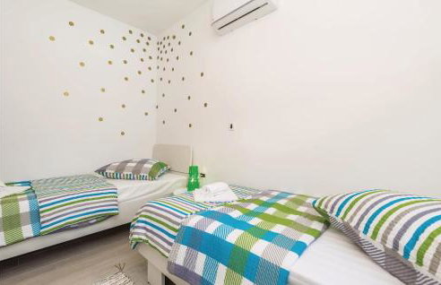 Beautiful Home In Matulji With Wifi - Foto 49