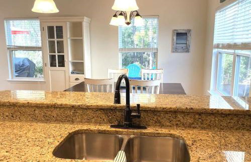 Grayling Beach House - Foto 26