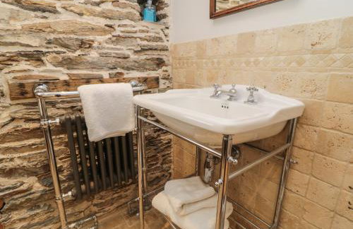 Glanville House - Photo 21