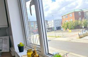 Corby Stay 2BR Work Trips & Family Friendly - Foto 26