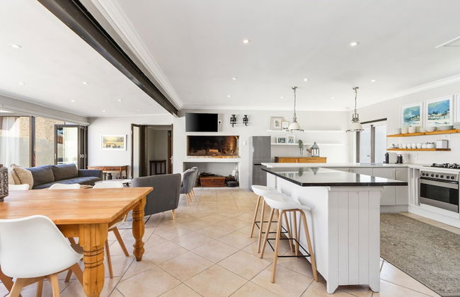 8 on Nivenia - Foto 37