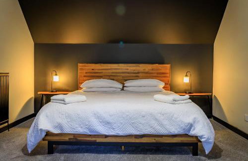 FAMILY FRIENDLY, HOT TUB, Fire Pit, Spacious & Modern - Foto 12