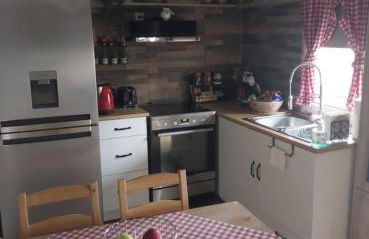 Zoe garden home - Photo 75