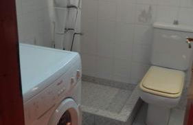 Entire villa with big garden and BBQ amenities - Foto 13