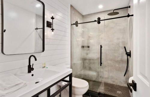 25 Bedrooms - Retreat Center Waterfront Renovated - Foto 32