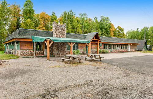 The Bear Lodge - Foto 1