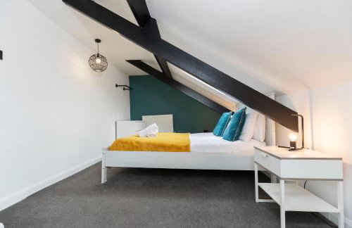 Spacious 4BR Home in Gateshead Sleeps 8 with FREE Parking - Foto 25