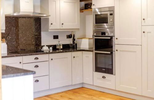 Hot Tub, Stream-Side Garden, Mountain Views, 17thC - Photo 6