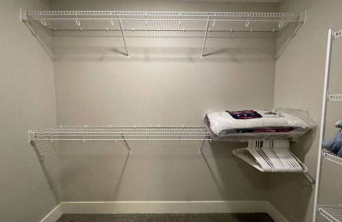 New Beautiful 3 Bedroom Condo in Bettendorf - Foto 34